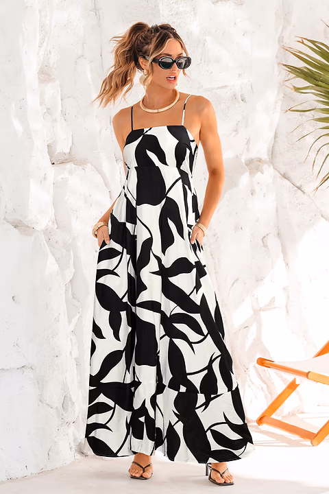Robe longue tropicale au style ensoleillé