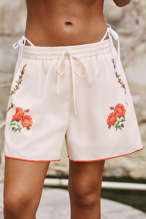 Short fleuri jambe évasée